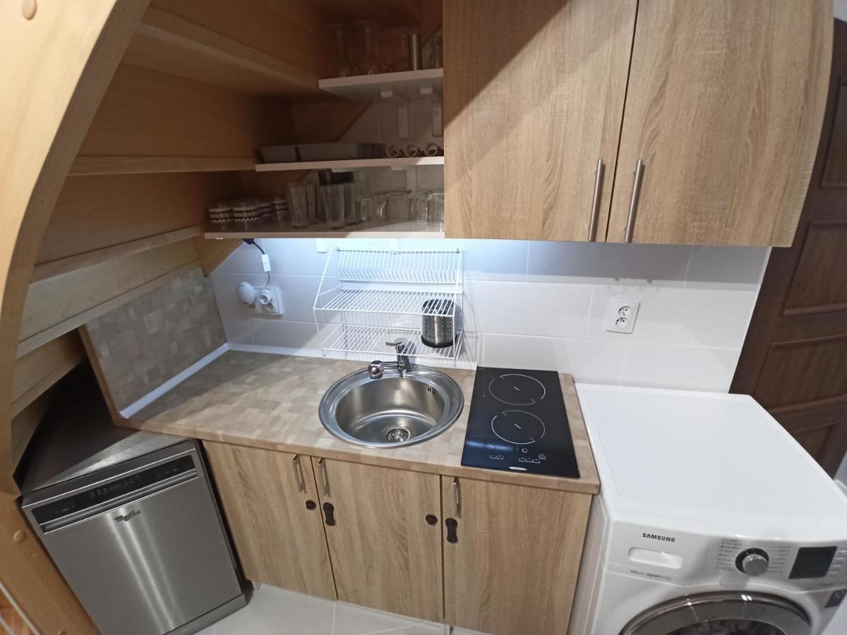 Good Spirit Rooms كولوبرزيغ المظهر الخارجي الصورة